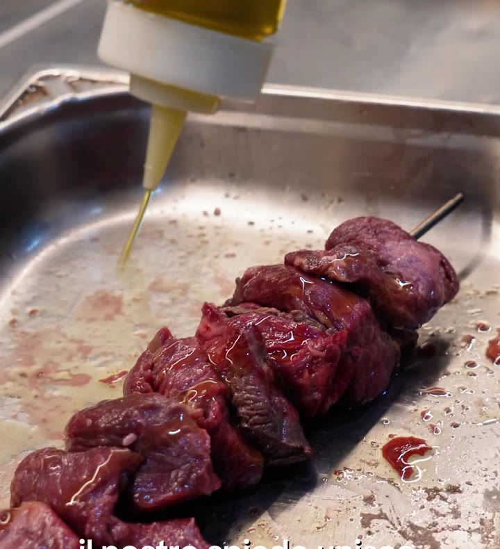 Tagli di carne pronti per la griglia